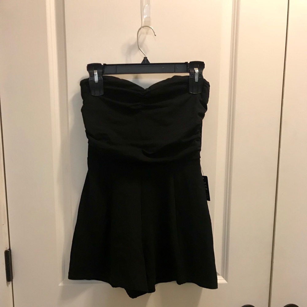 Black Express romper